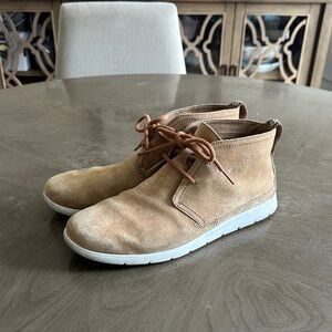Ugg Tan Suede Chukka Boots Men size 10